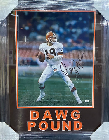 Cleveland Browns Bernie Kosar SIGNED Framed 16x20 Photo With COA