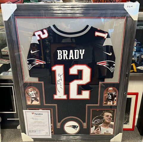 Tom Brady Signed Framed Matted New England Patriots Jersey Fanatics COA