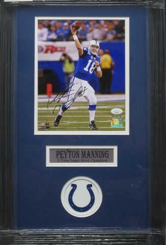 Indianapolis Colts Peyton Manning SIGNED 8x10 Framed Photo JSA COA