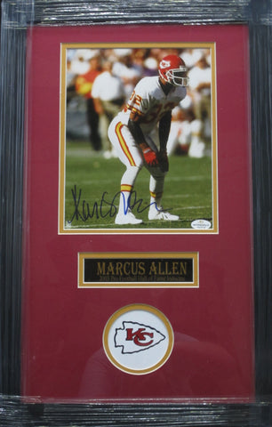 Kansas City Chiefs Marcus Allen SIGNED 8x10 Framed Photo WITH COA