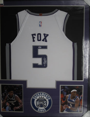 Sacramento Kings De'Aaron Fox SIGNED Framed Matted Jersey PSA COA